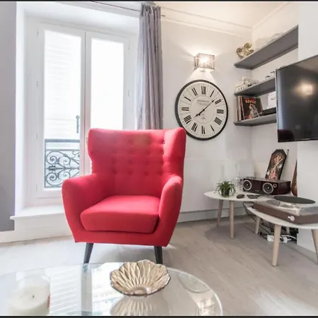 Splendid Apartment, Near The Eiffel Tower Parijs